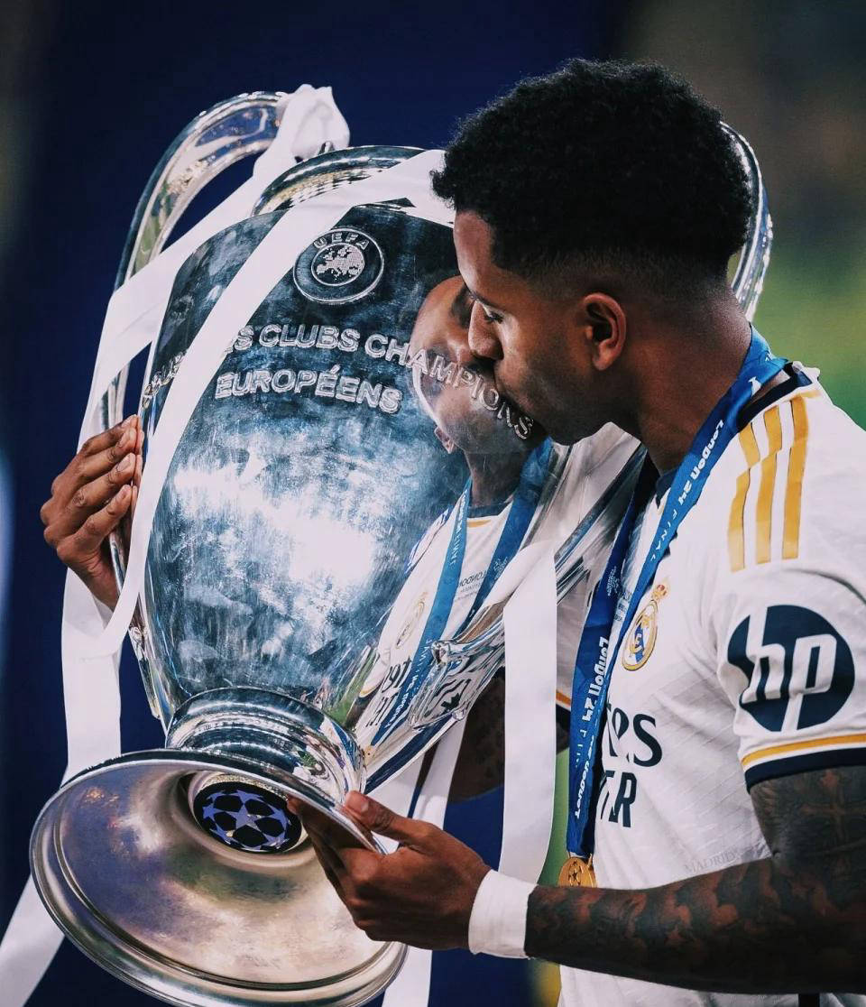 但随着姆巴, 克带领球队