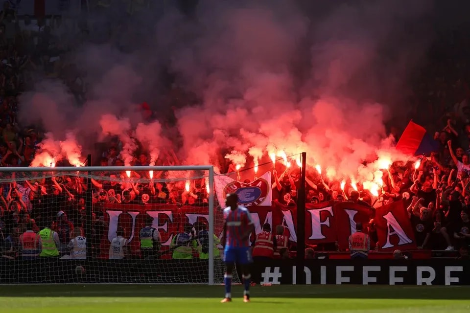 拥有, 战胜曼城赢, 这些规则得