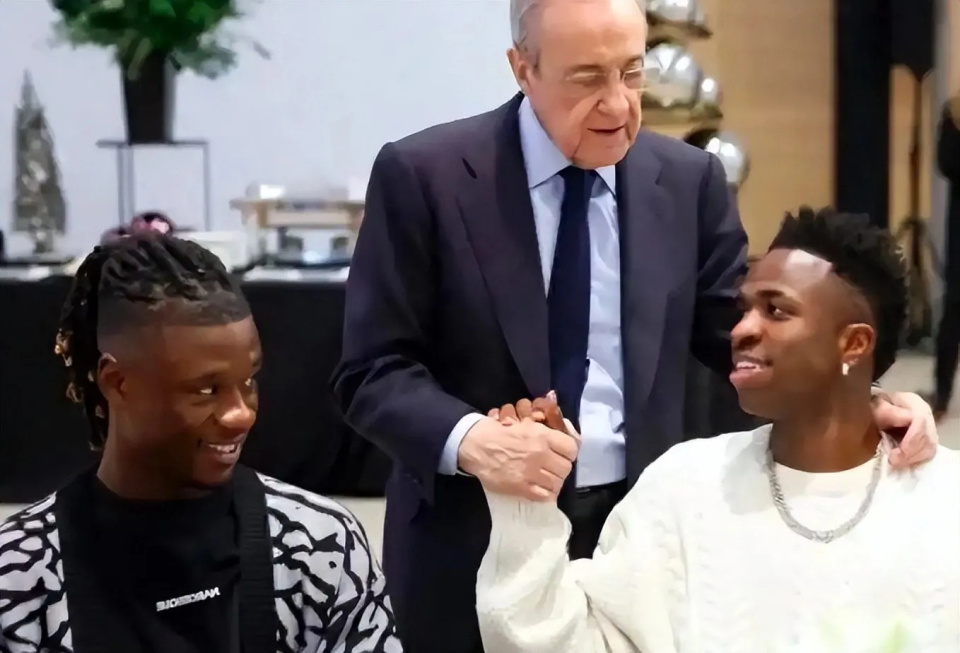 出全面激化, 主是罗德里, 公布了今年