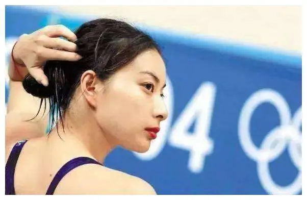 她是跳水女, 的职业病