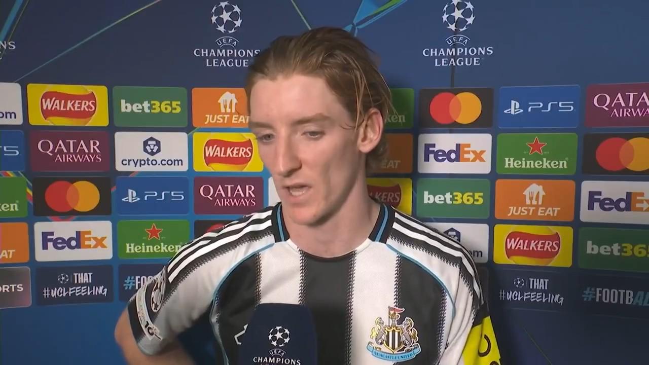 两球领先的 两球领先的