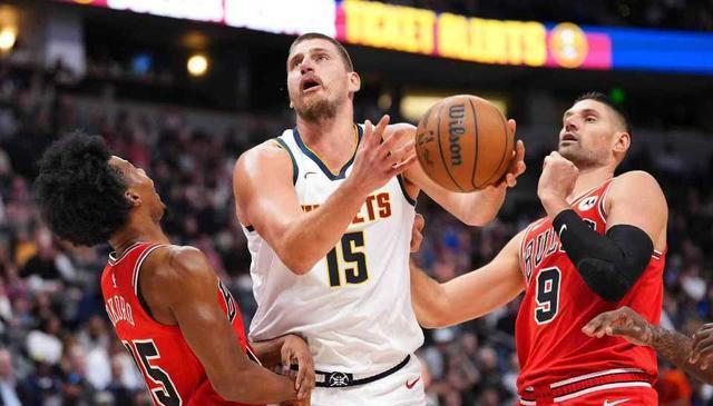 布泽利斯, 少怀特